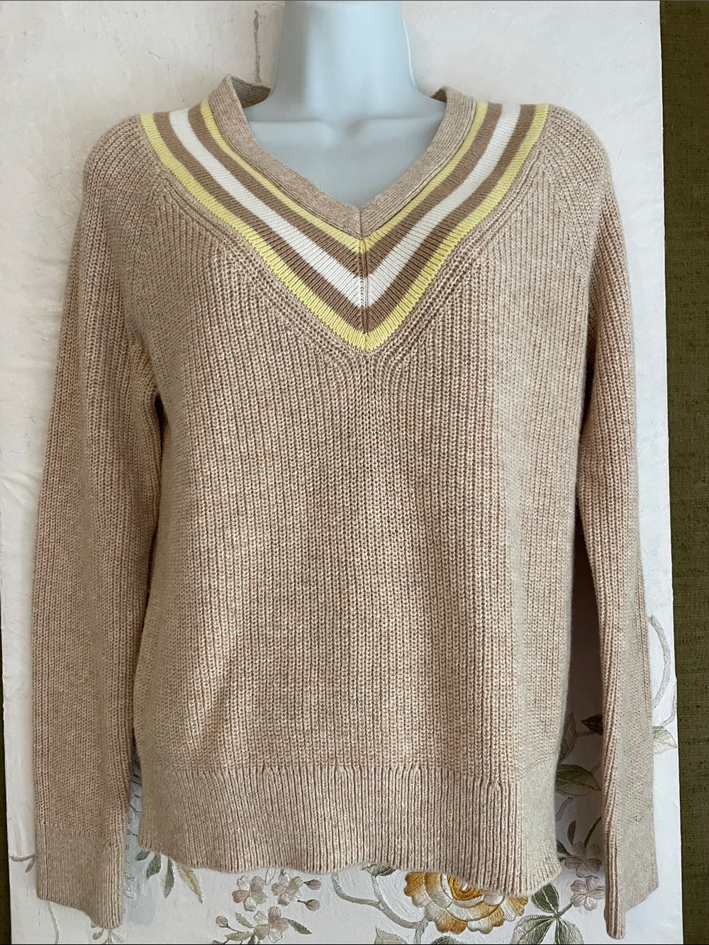 V Neck Sweater Talbots Medium Petite
